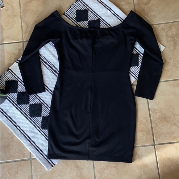 Black Formal dress - Picture 4 of 5